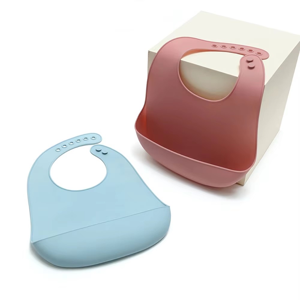 1 szt. Śliniak dziecięcy z sil – Waterproof Baby Bibs Silicone recenzja i cena